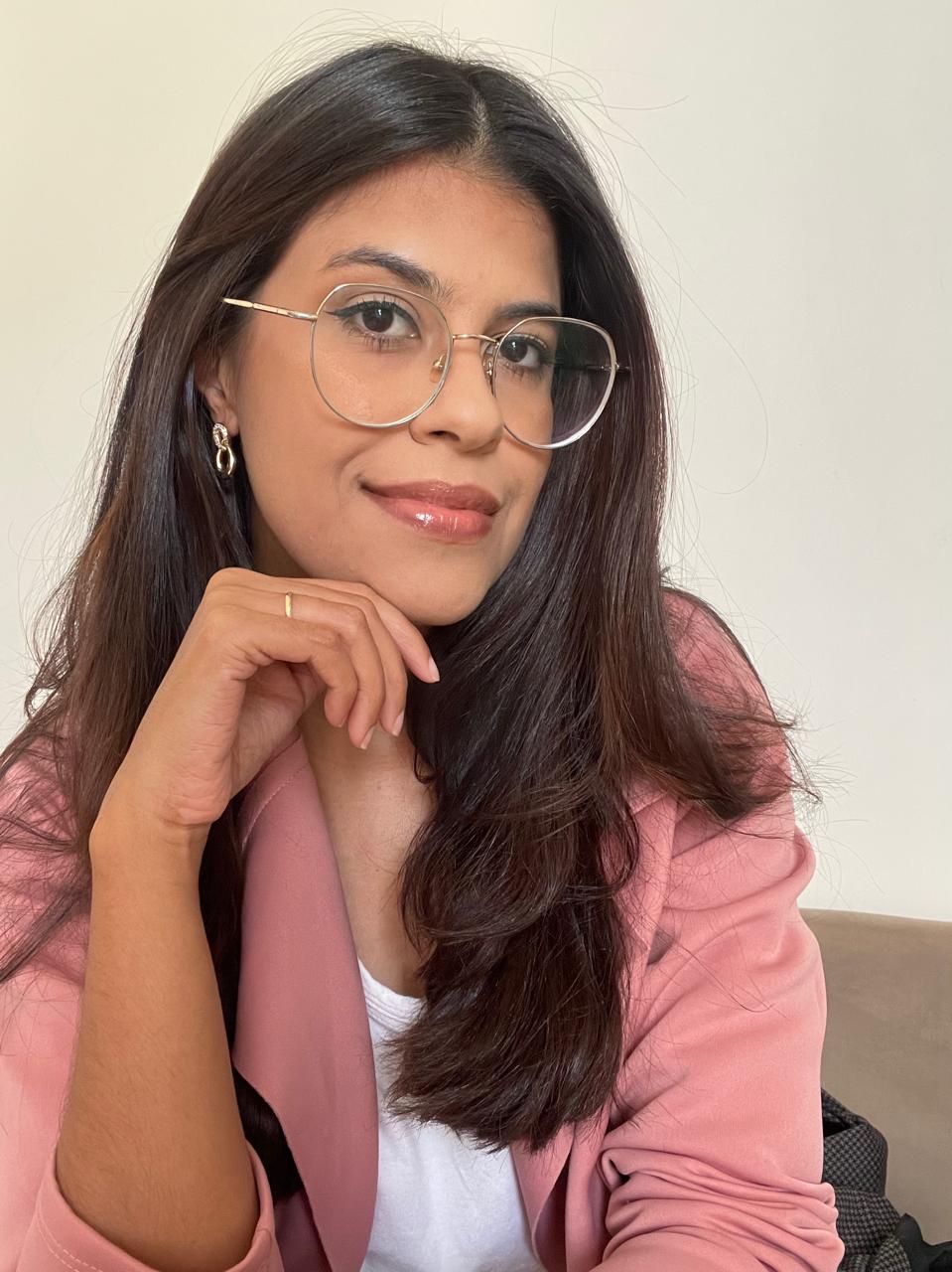 Dra. Thaisa Alves - Psicóloga especializada em terapia online